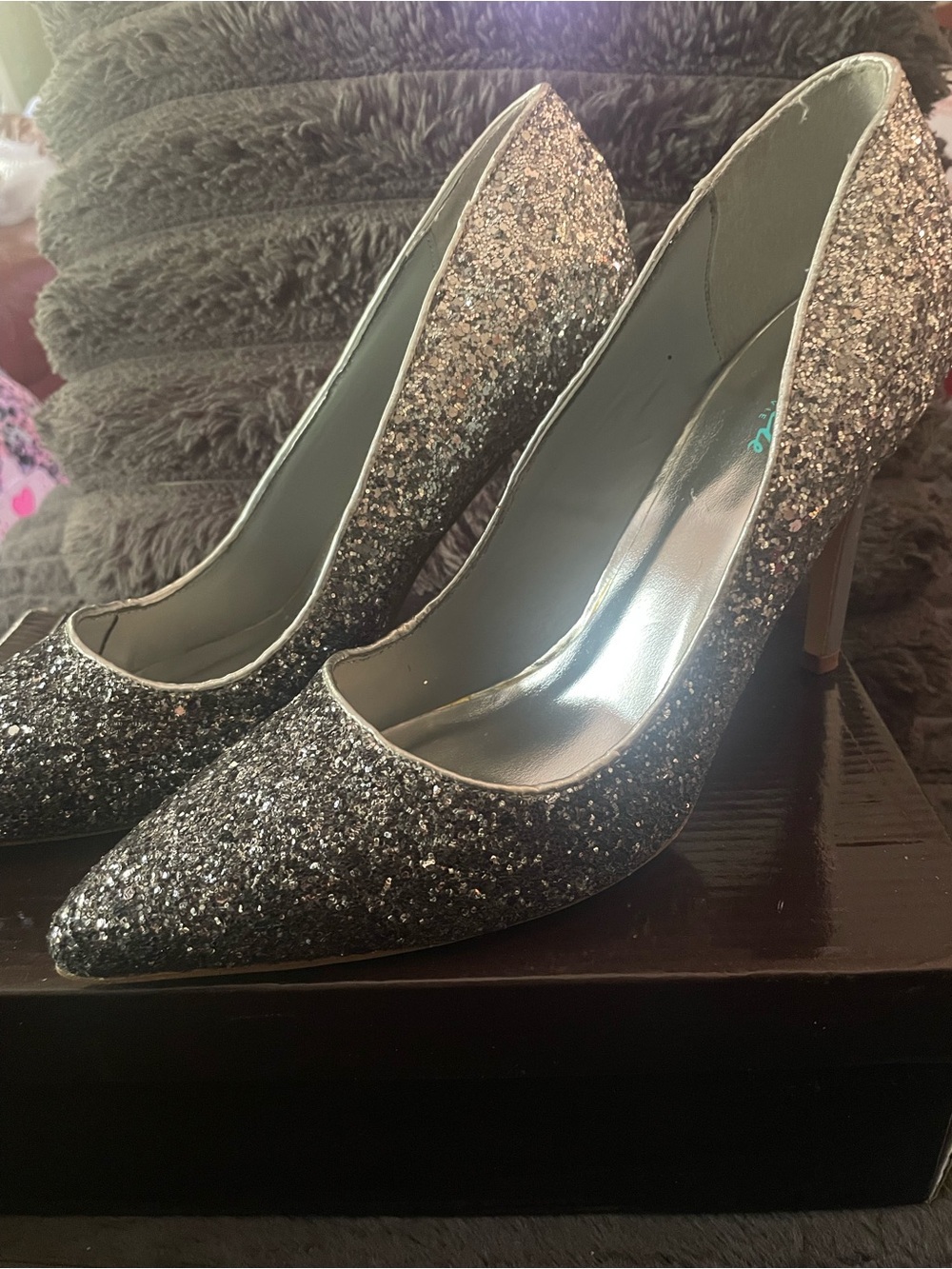 Silver sequin high heels NWT 10